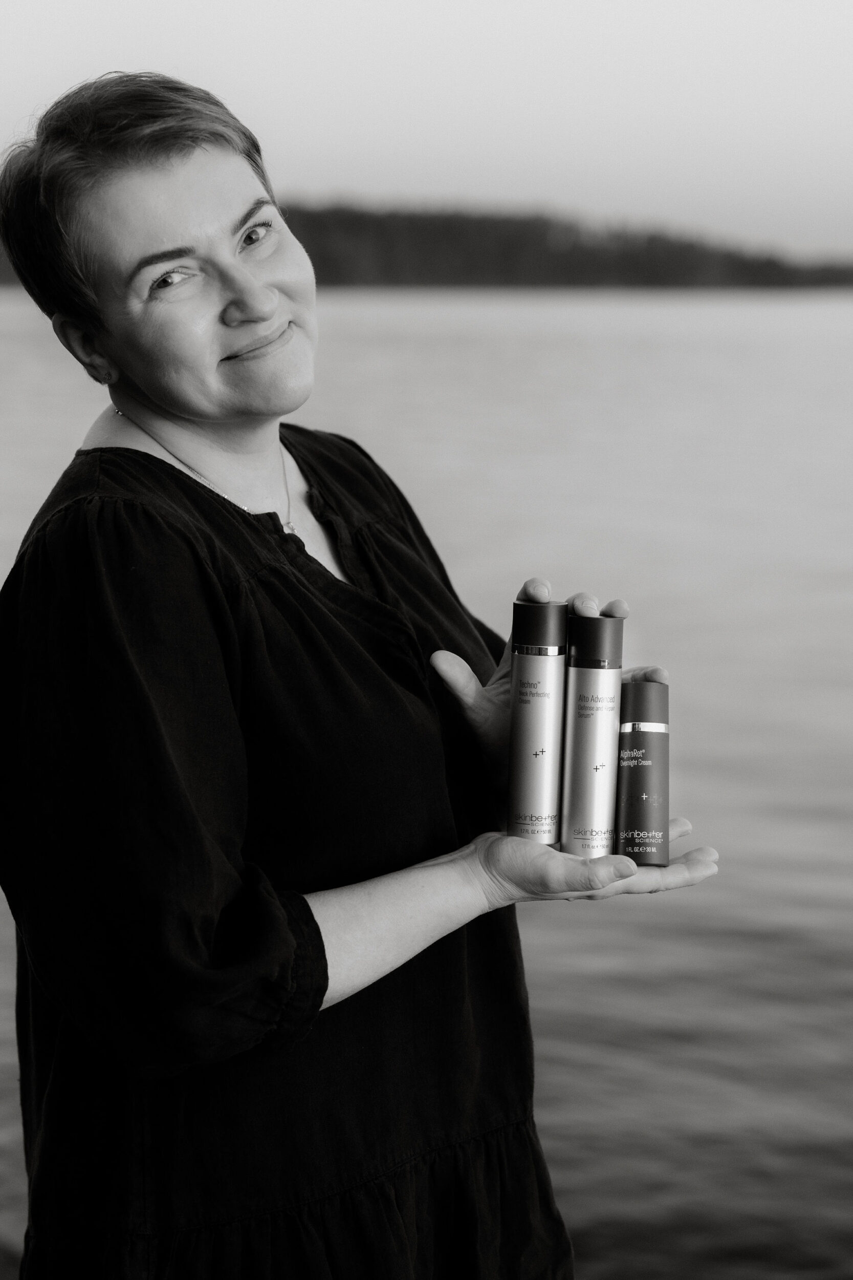 Blac and white Skinbetter